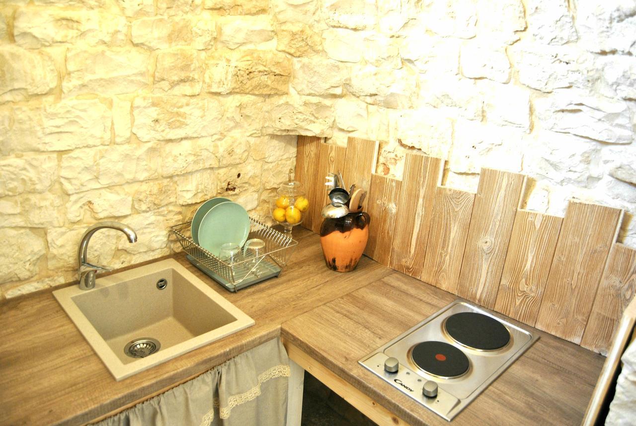 Trulli Sciummo Relais Bed & Breakfast Алберобело Екстериор снимка