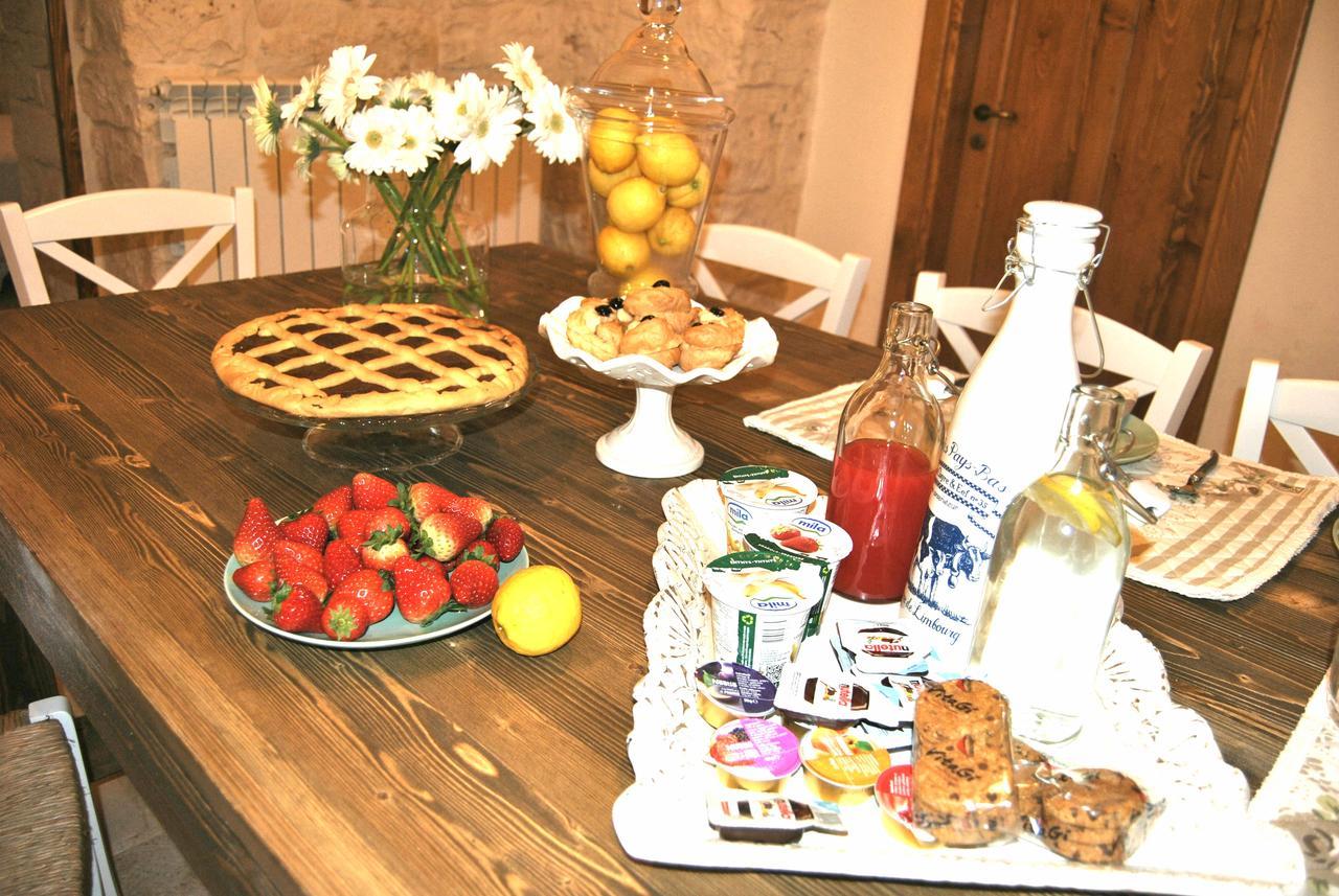 Trulli Sciummo Relais Bed & Breakfast Алберобело Екстериор снимка