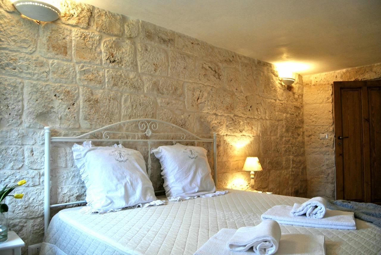 Trulli Sciummo Relais Bed & Breakfast Алберобело Екстериор снимка