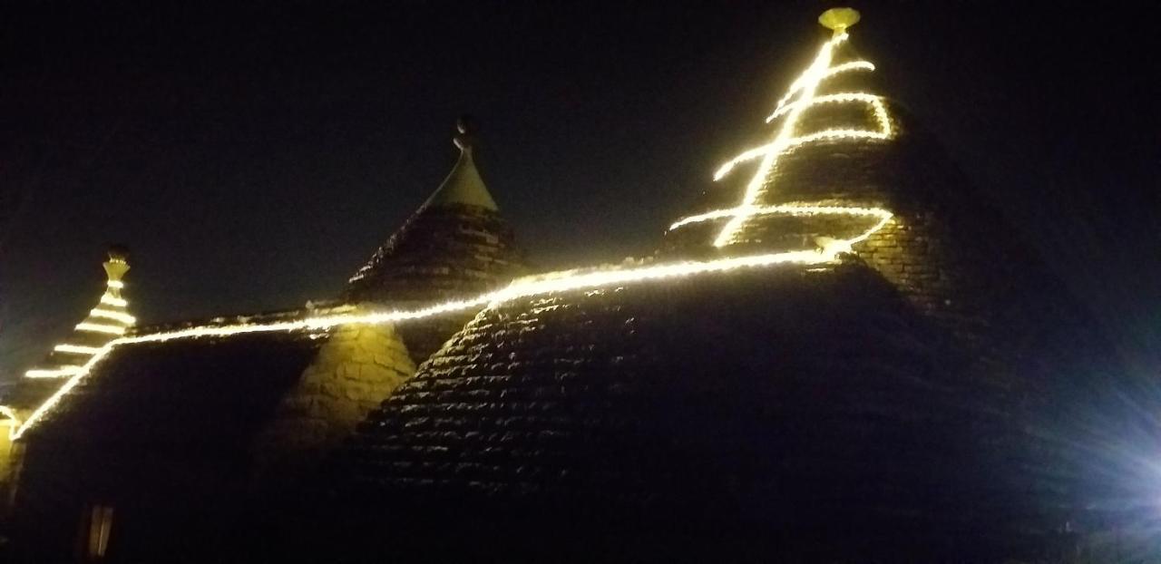 Trulli Sciummo Relais Bed & Breakfast Алберобело Екстериор снимка